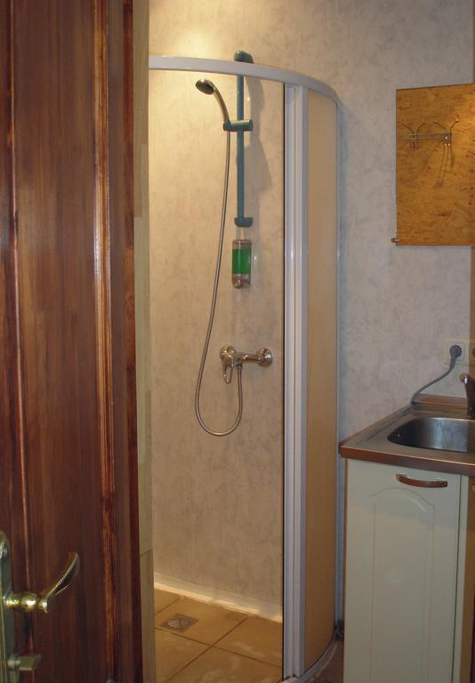 Meteorits Hotel Smiltene Kamer foto