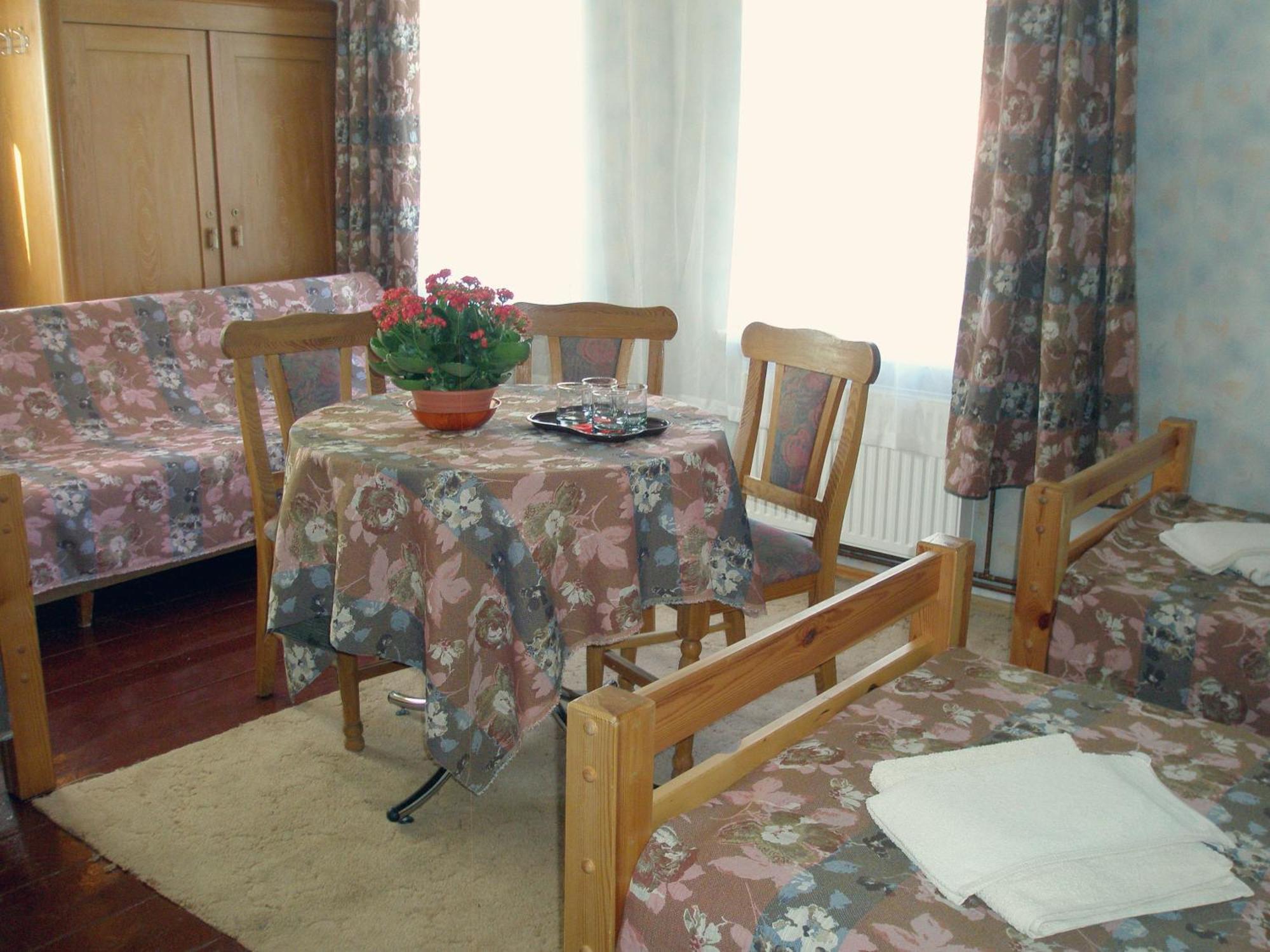 Meteorits Hotel Smiltene Kamer foto
