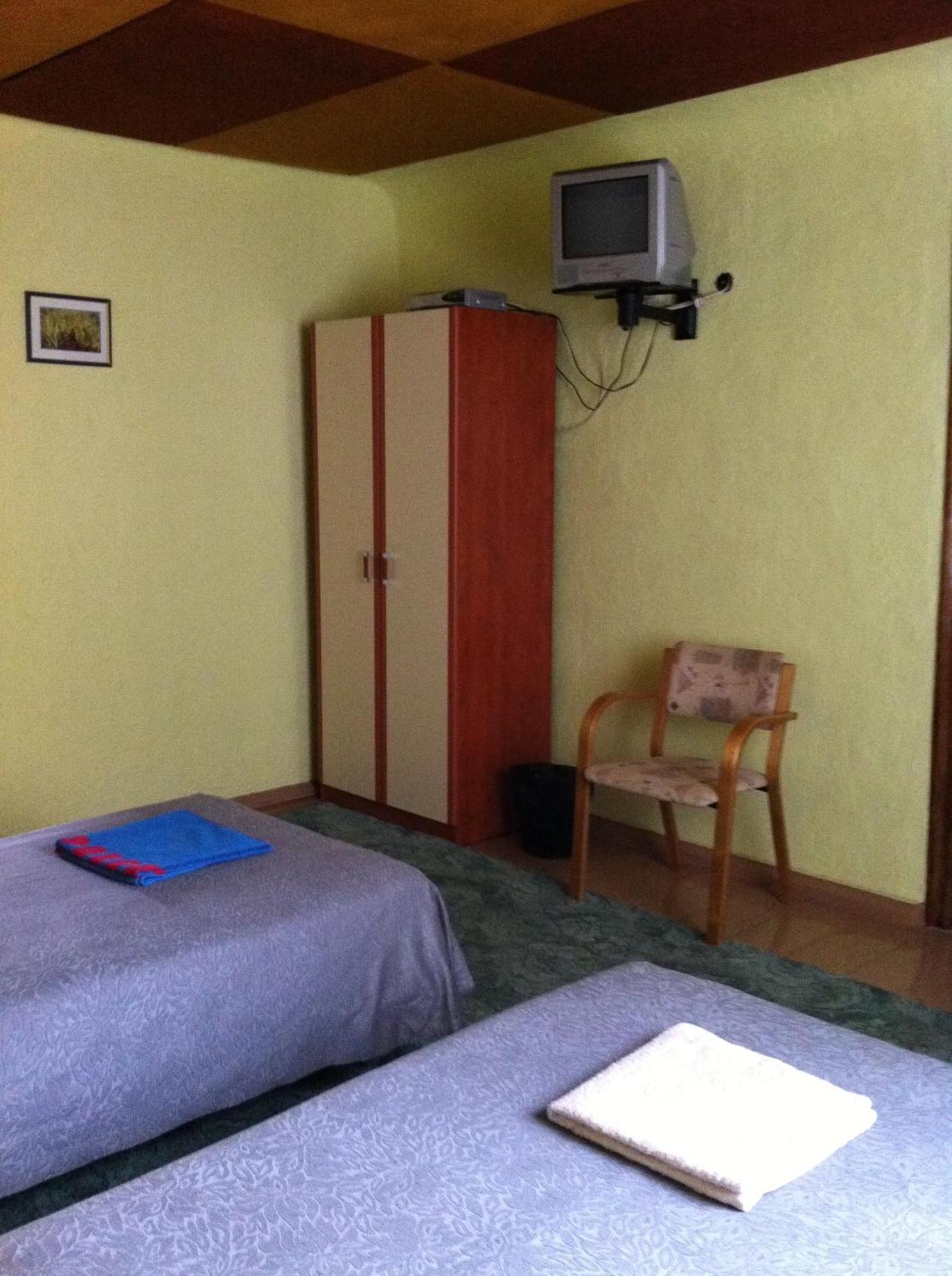 Meteorits Hotel Smiltene Kamer foto